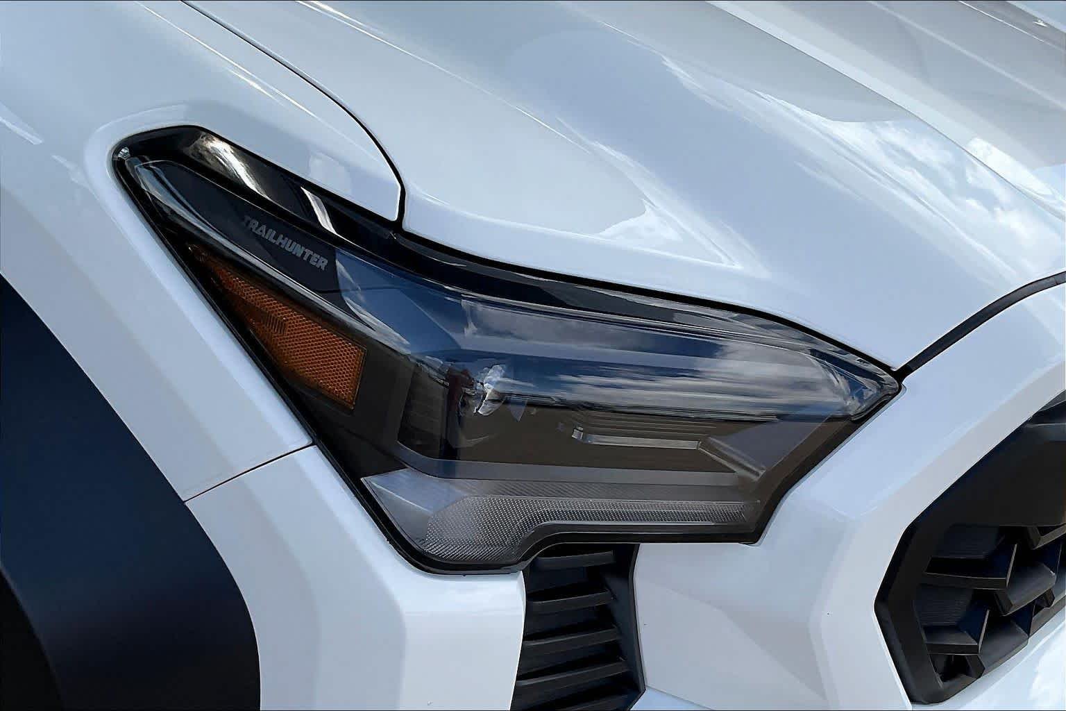 Used 2024 Ice Cap Toyota Trailhunter Hybrid image 27