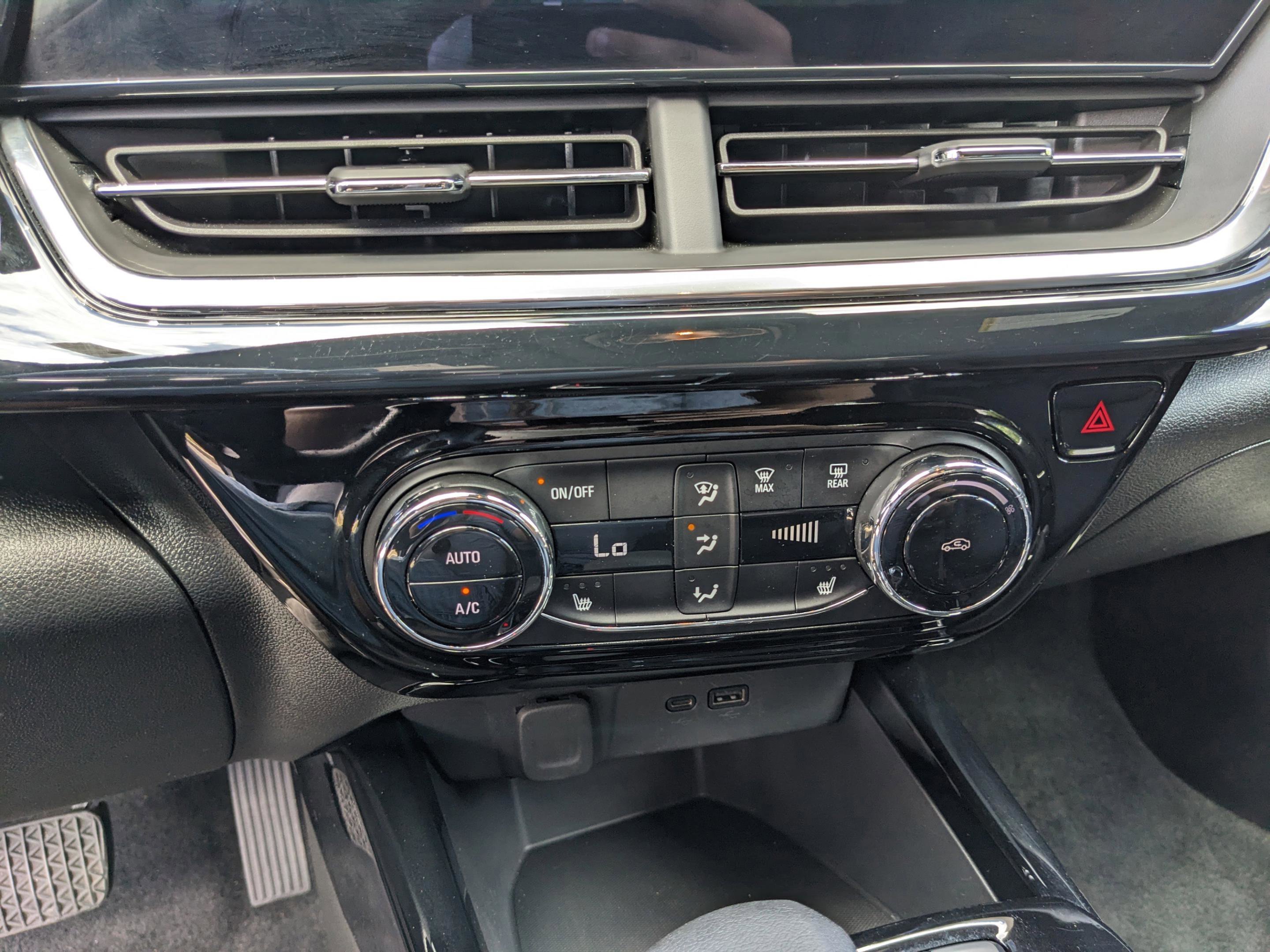 2024 Chevrolet Trax RS - Photo 25