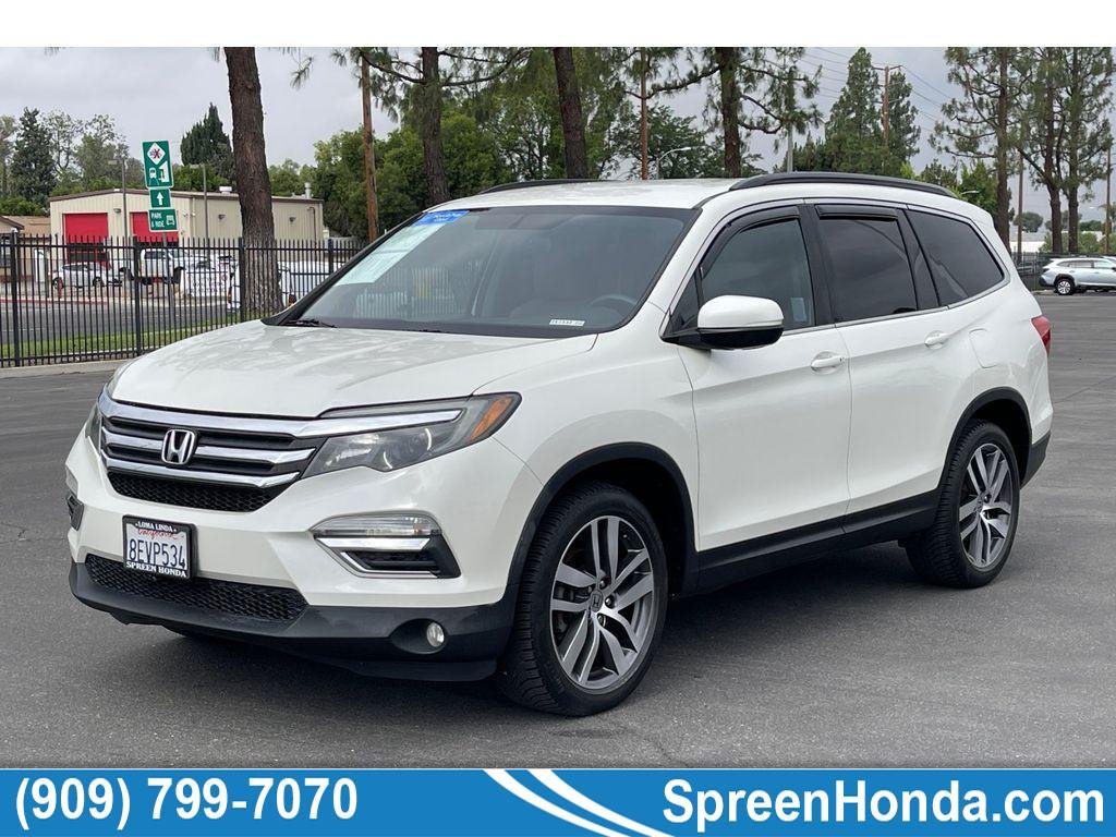 Certified Used 2018 White Diamond Pearl Honda EX image 1