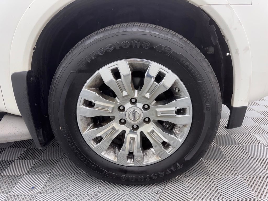 Used 2015 Pearl White Nissan Platinum image 43
