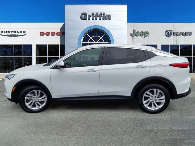Used 2025 White Buick Preferred image 10