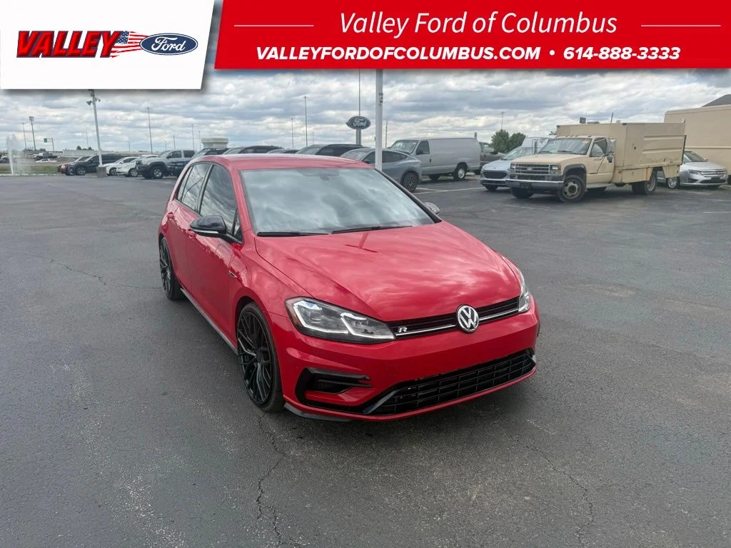 2019 Volkswagen Golf R w/DCC & Navigation 4-door's photo