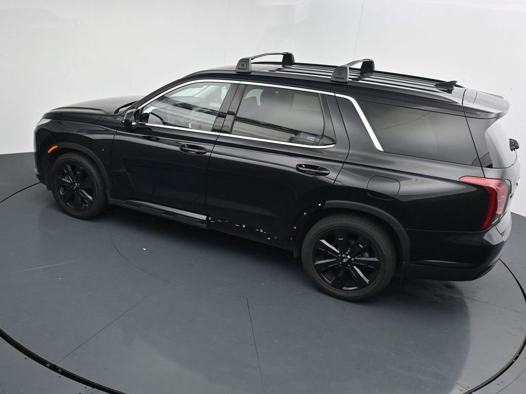 Used 2023 Black Hyundai XRT image 13
