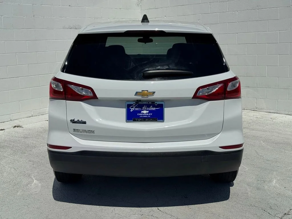 Used 2021 SUMMIT WHITE Chevrolet LS image 11