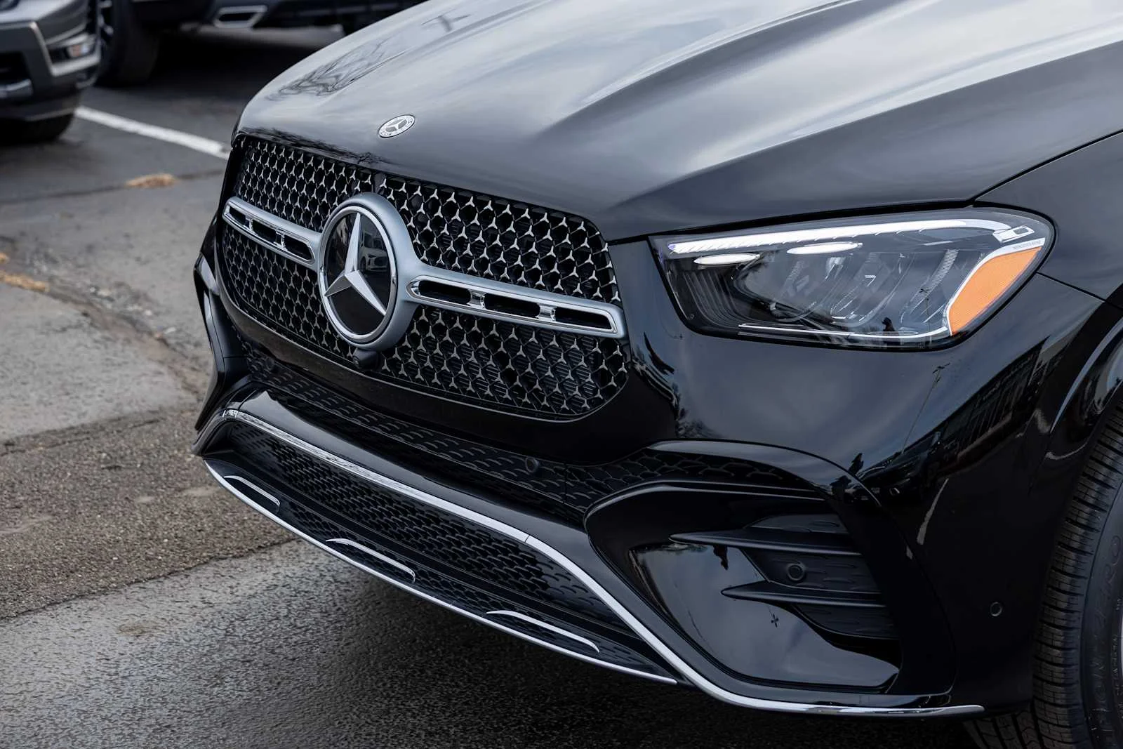 New 2026 Obsidian Black Metallic Mercedes-Benz GLE 450 image 31