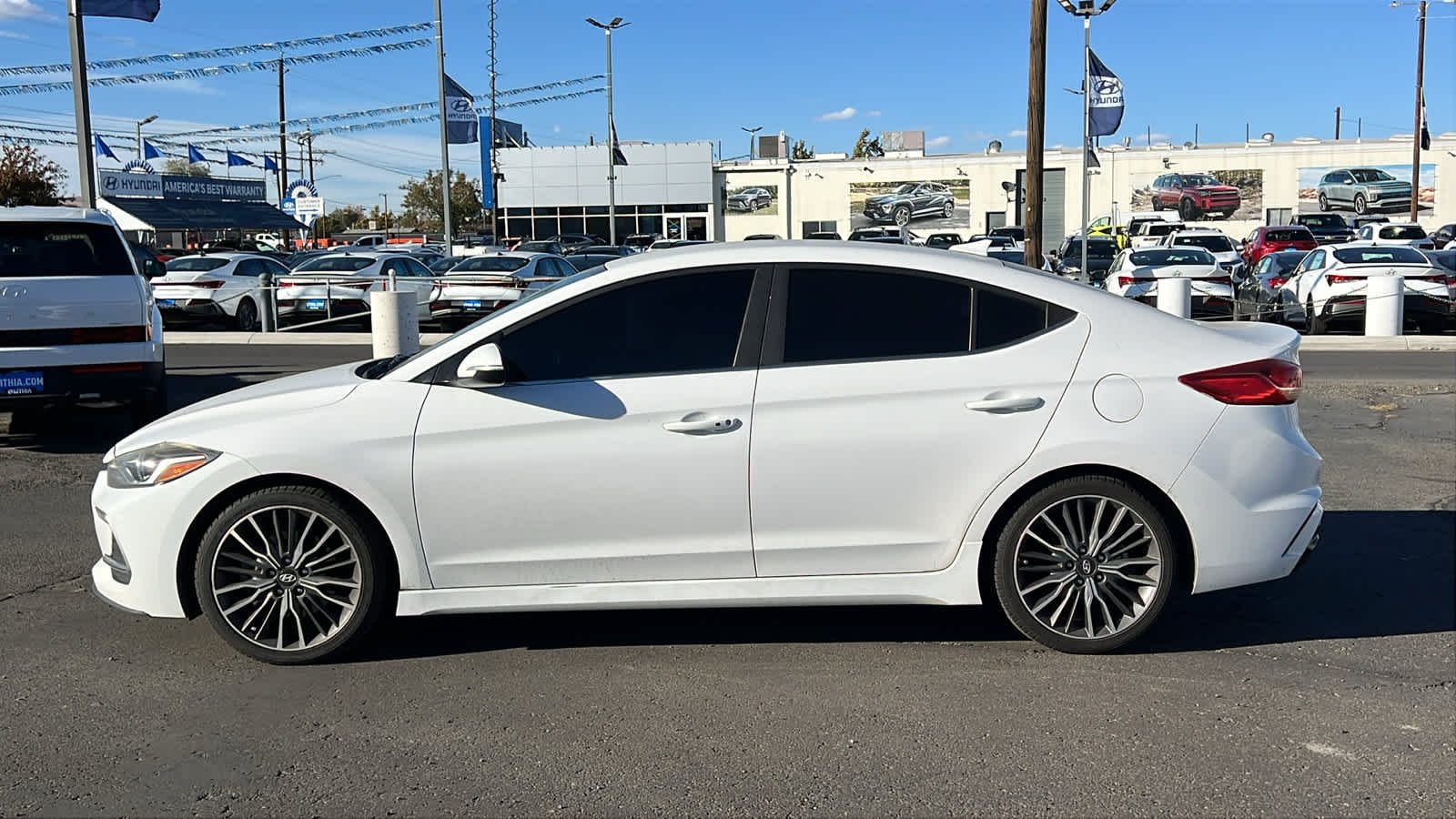 Used 2017 Ceramic White Hyundai Sport image 8