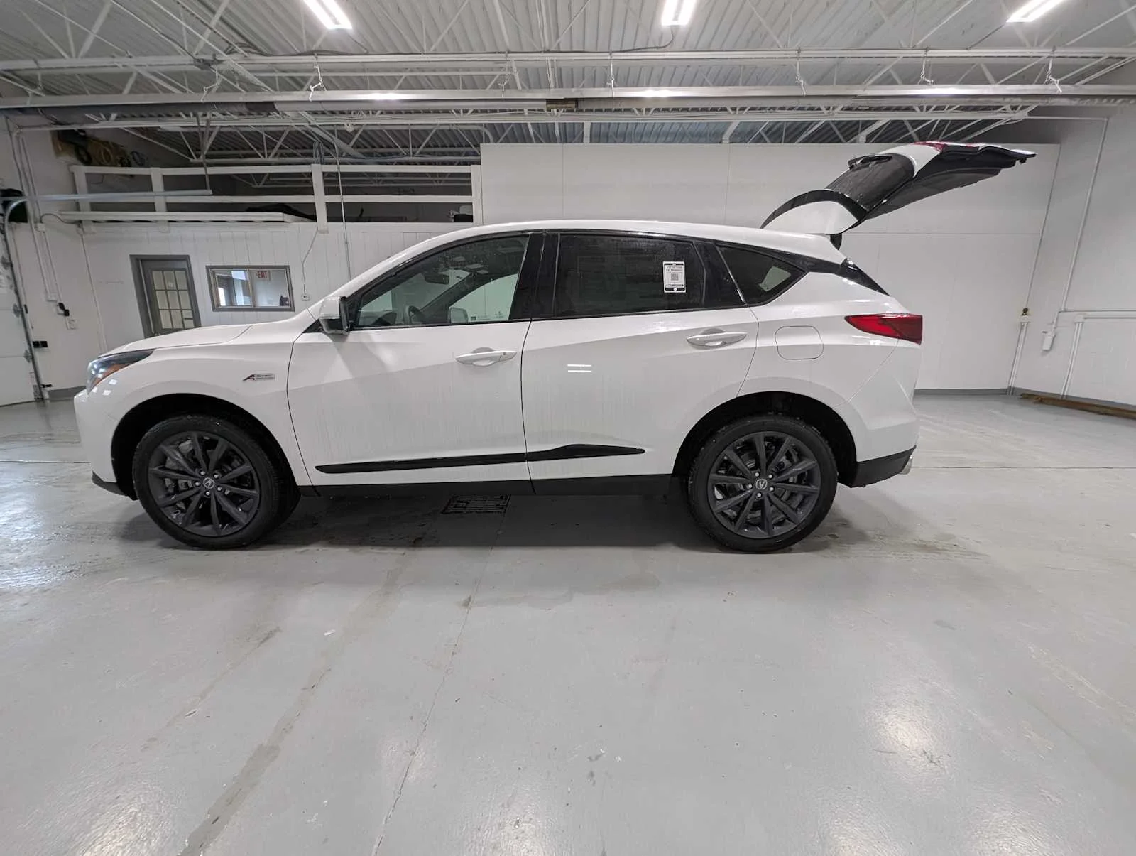 2026 Acura RDX A-Spec Package - Photo 10