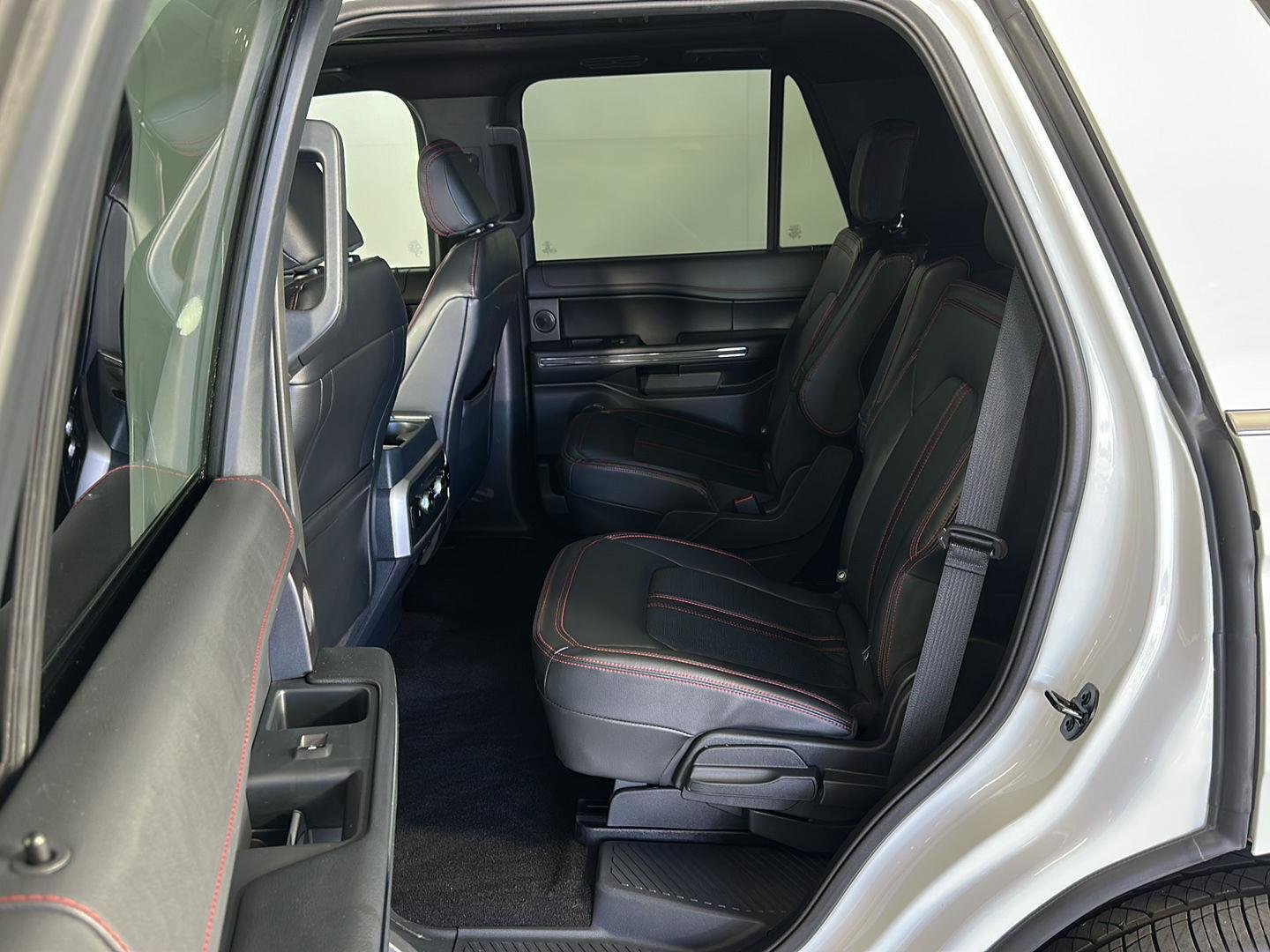 Used 2023 Oxford White Ford Limited image 21