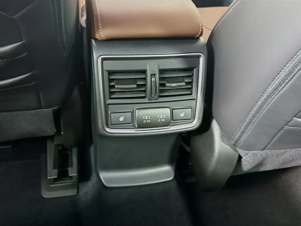 Used 2023 Black Subaru Touring image 31
