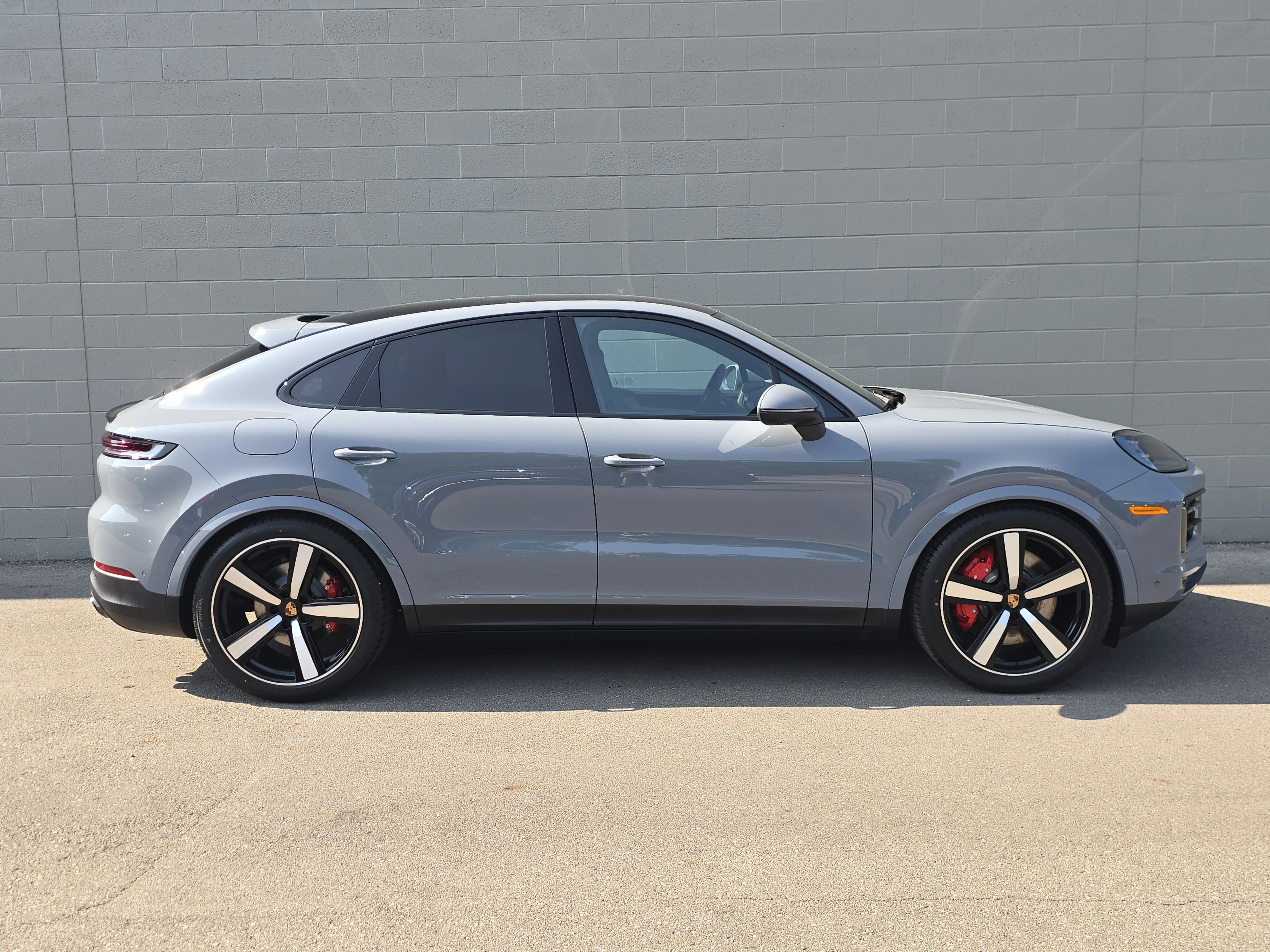 2026 Porsche Cayenne Coupe S - Photo 16