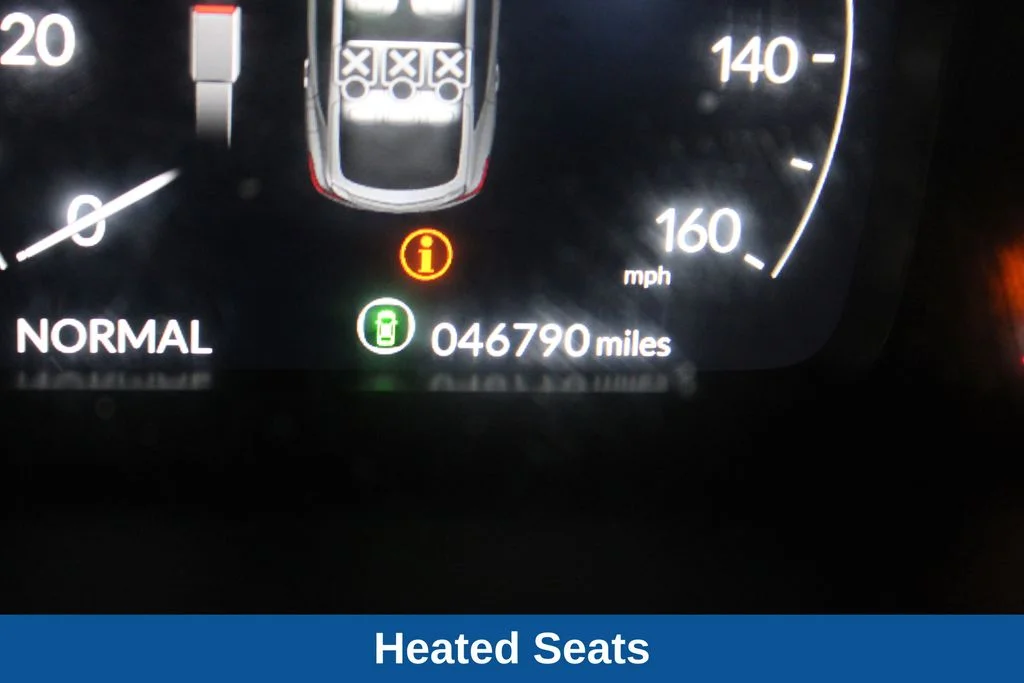 Used 2024  Acura Base image 5