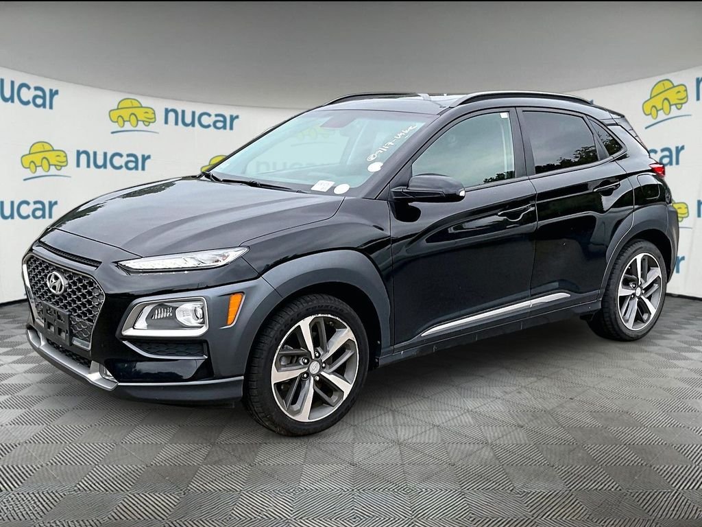 Used 2018 Black Hyundai Limited image 3