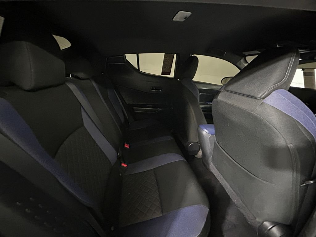 Used 2020 Gray Toyota XLE image 17