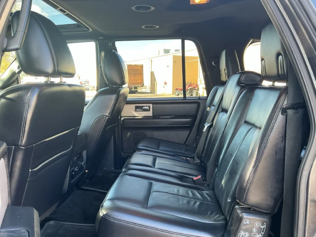 Used 2017 Gray Ford Limited image 27