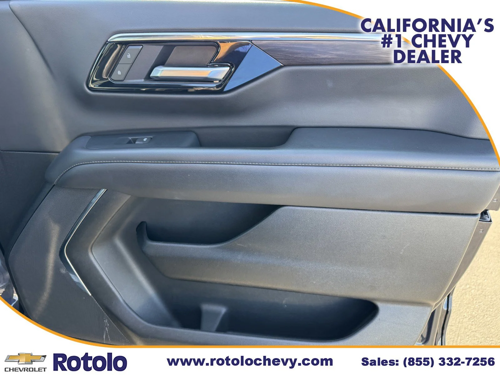 Used 2025 Dark Ash Metallic Chevrolet LT image 9