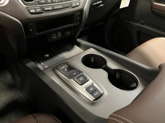 New 2026 Platinum White Pearl Honda RTL image 20