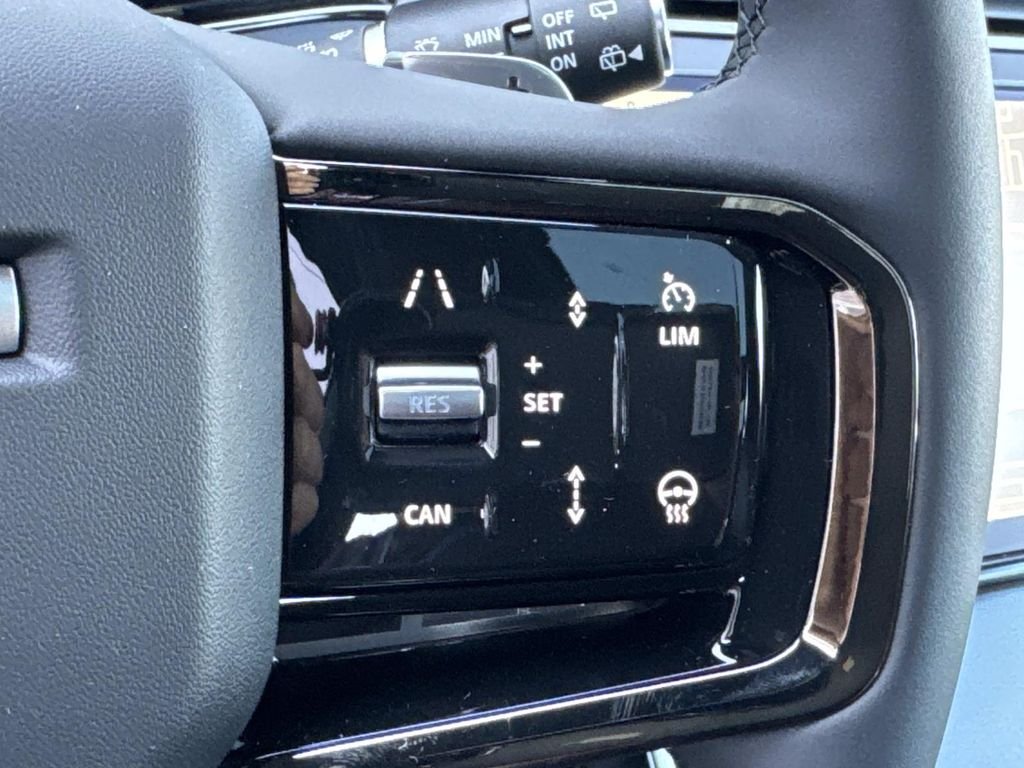 New 2026 Santorini Black Land Rover S image 29
