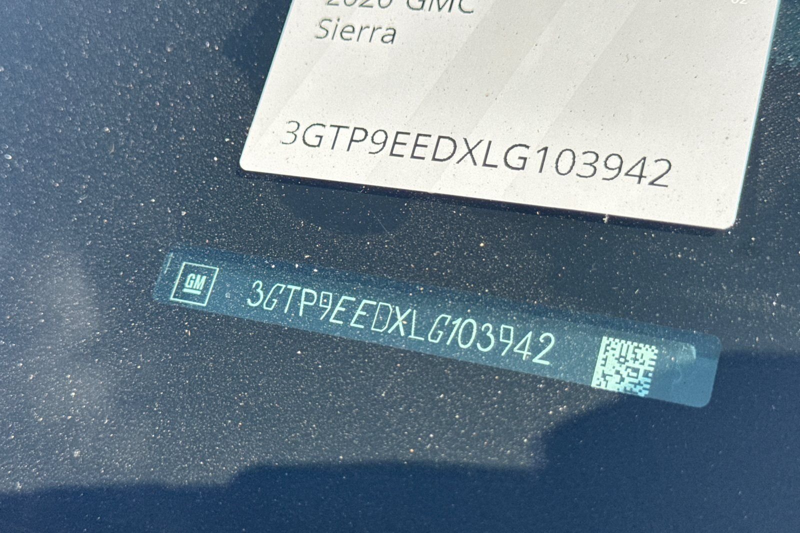 Used 2020 Black GMC AT4 image 17