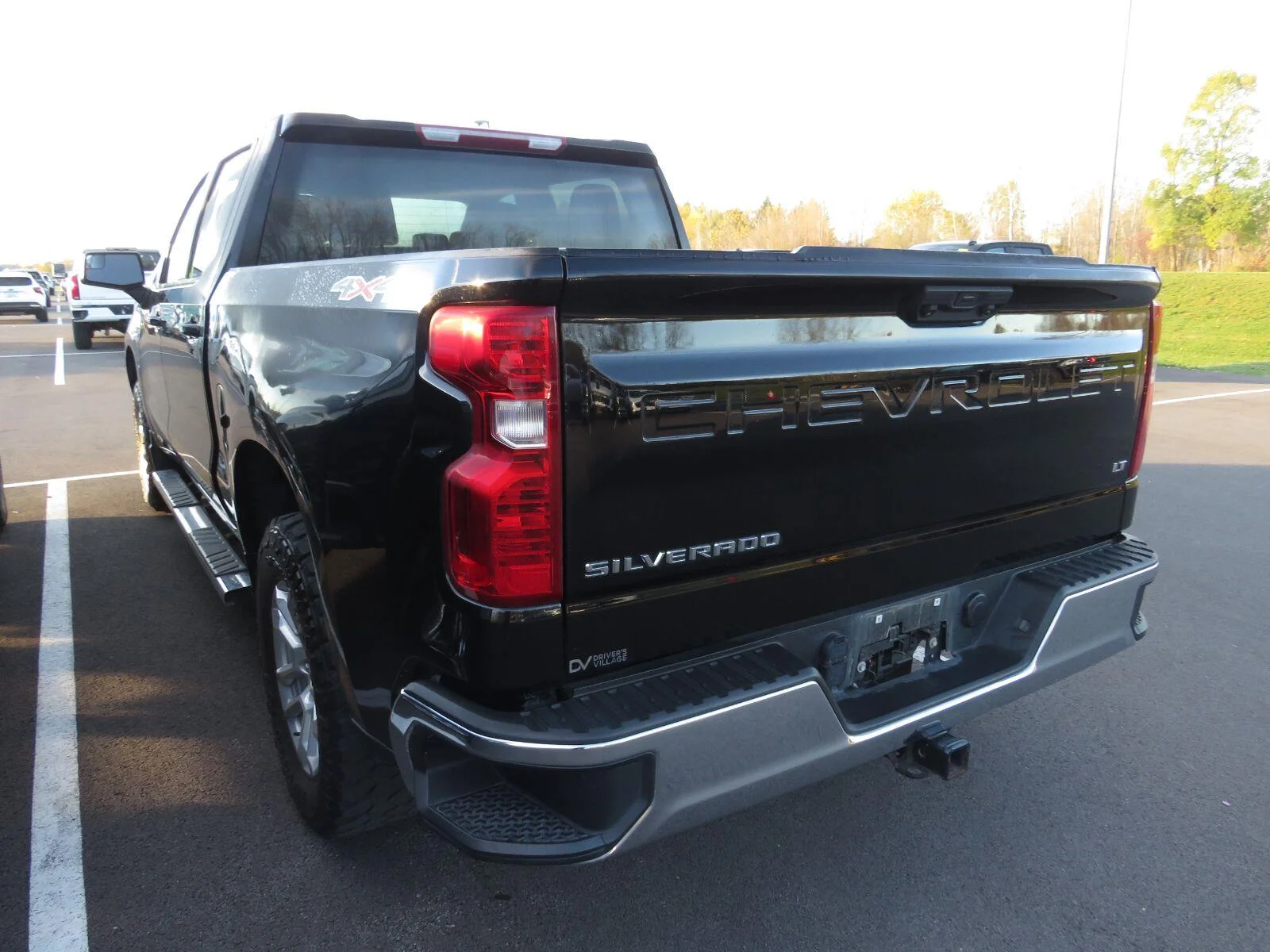 Used 2023  CHEVROLET TRUCK  image 11