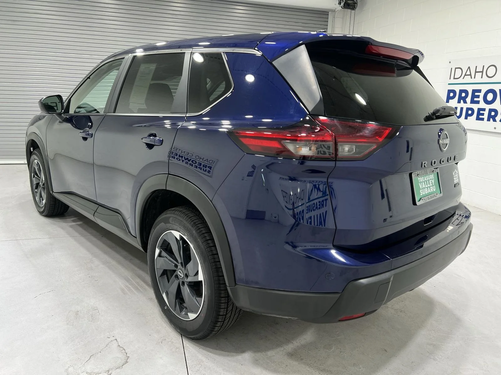 2025 Nissan Rogue SV - Photo 6