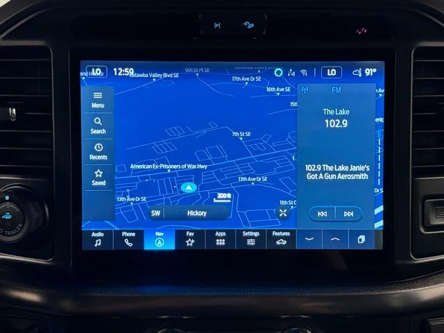 Used 2025 Black Ford Lariat image 27