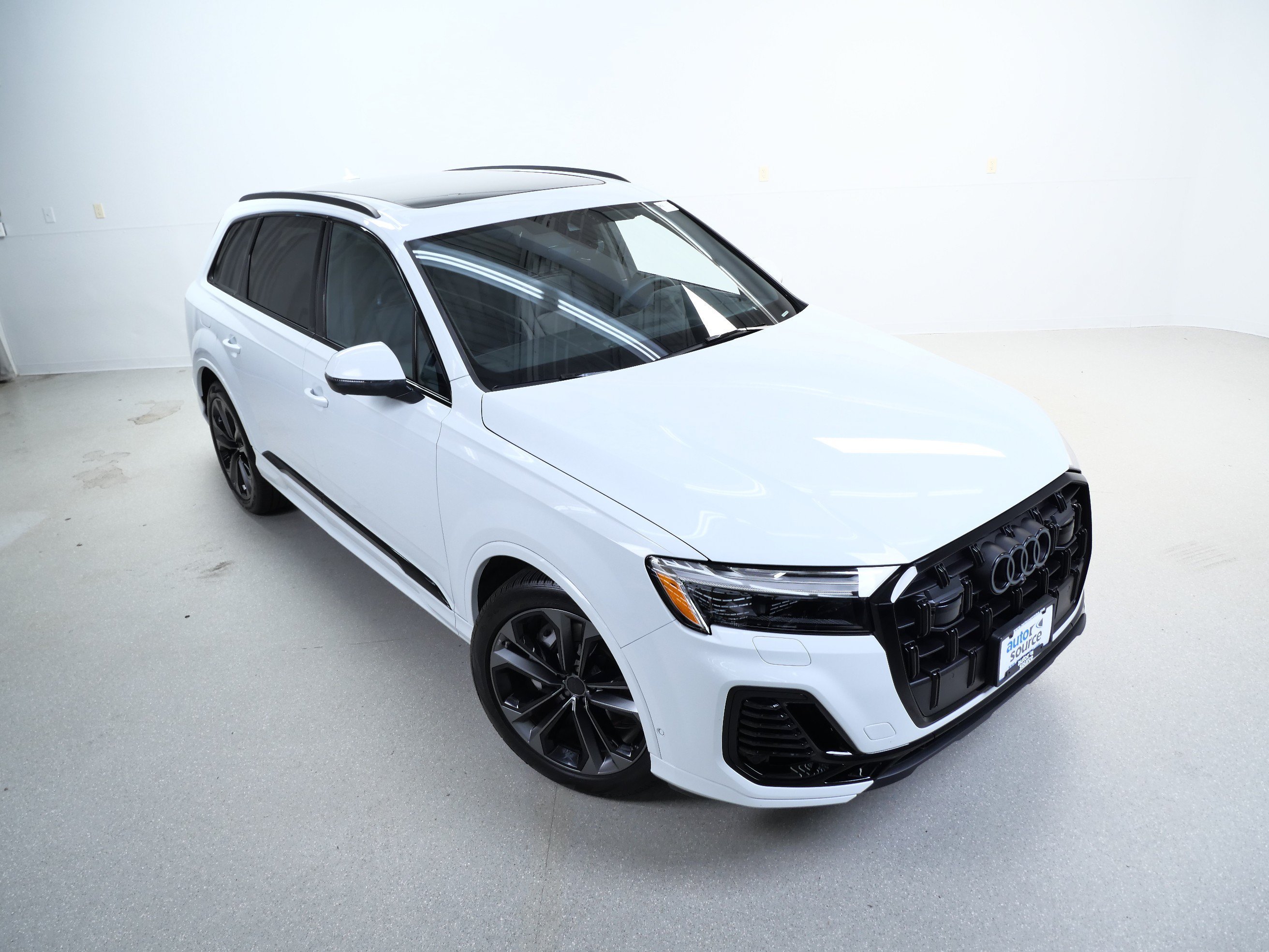 Used 2026 White Audi Premium Plus image 4
