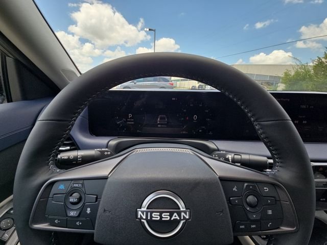 New 2026 Imperial Bronze Nissan SL image 25