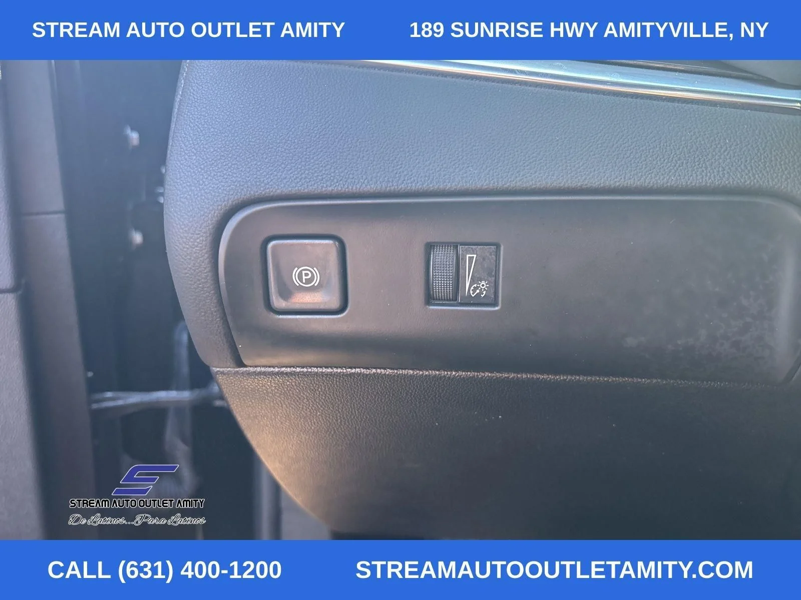 Used 2024 Black Buick Essence image 30