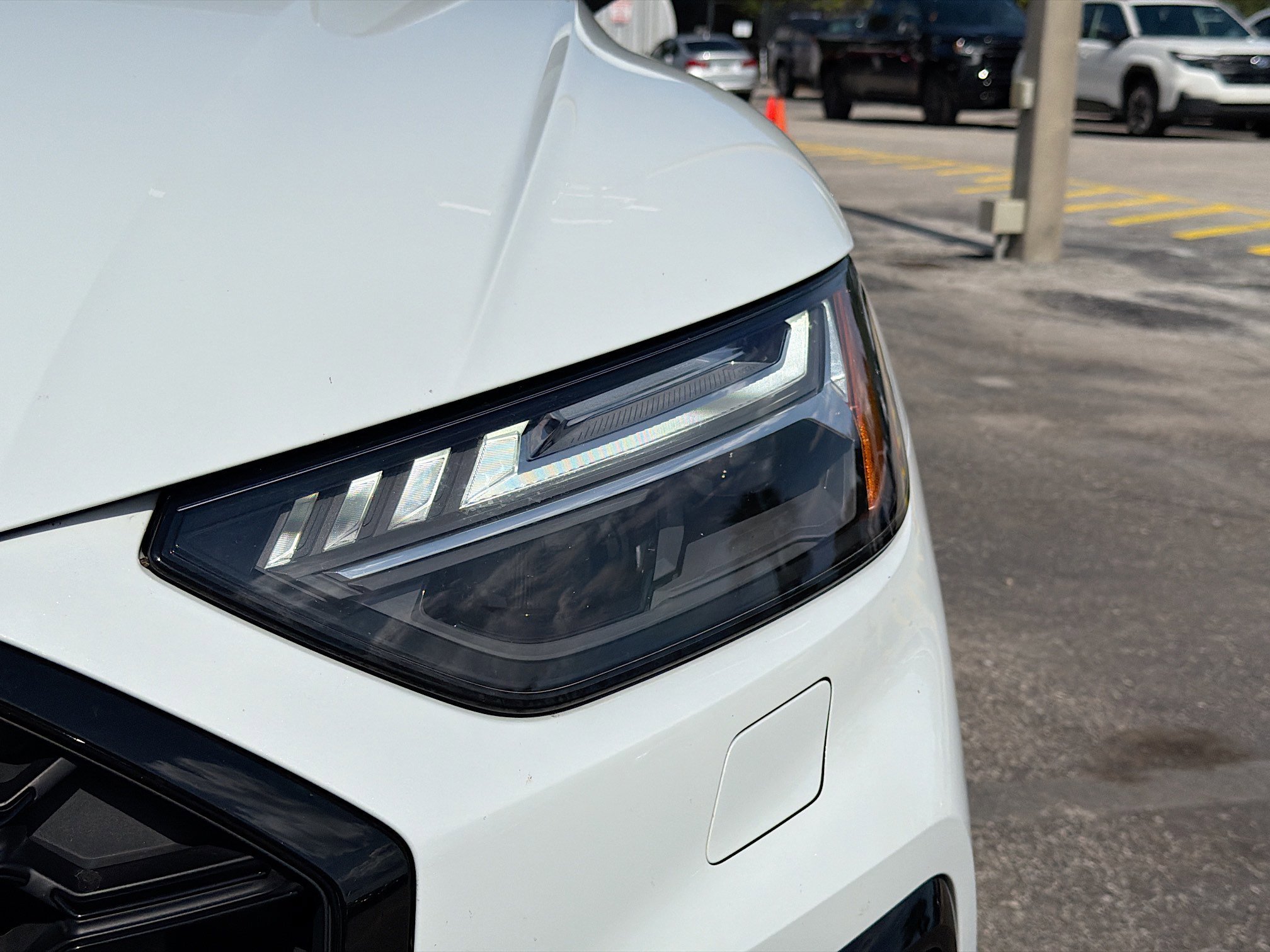 Used 2023 Glacier White Audi S line Prestige image 9
