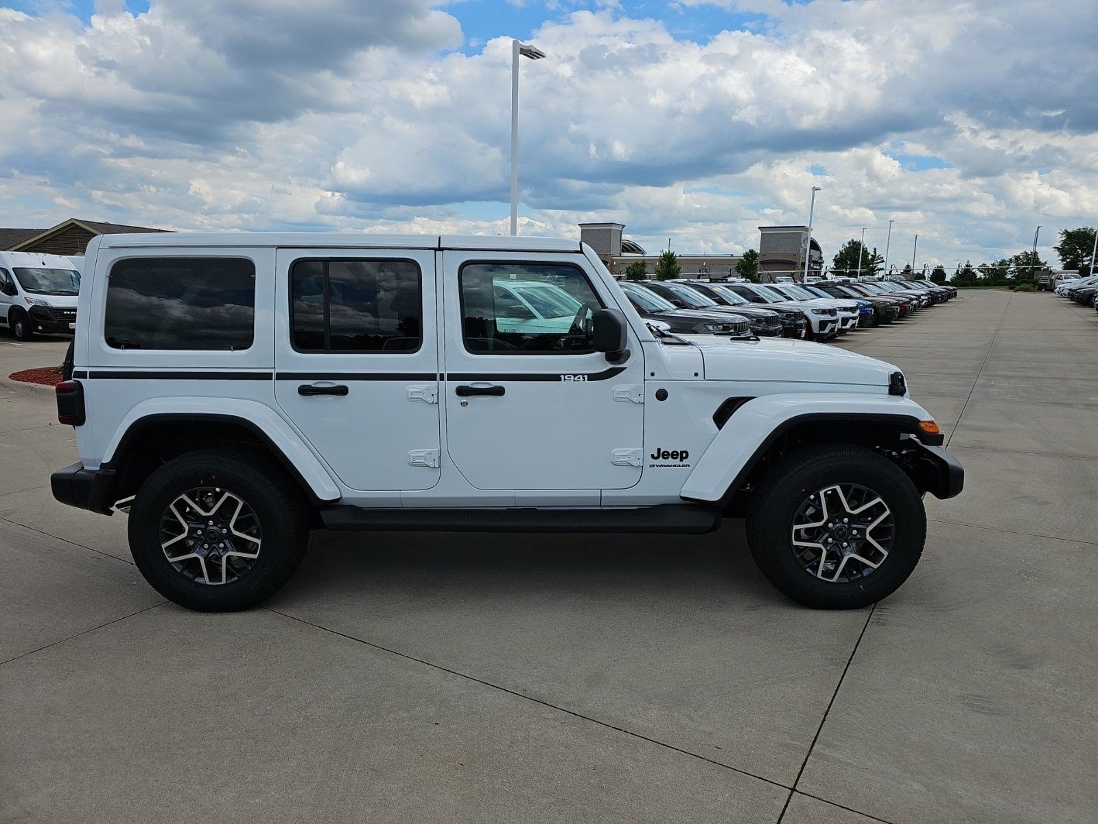 New 2026 Bright White Clearcoat Jeep Sahara image 6