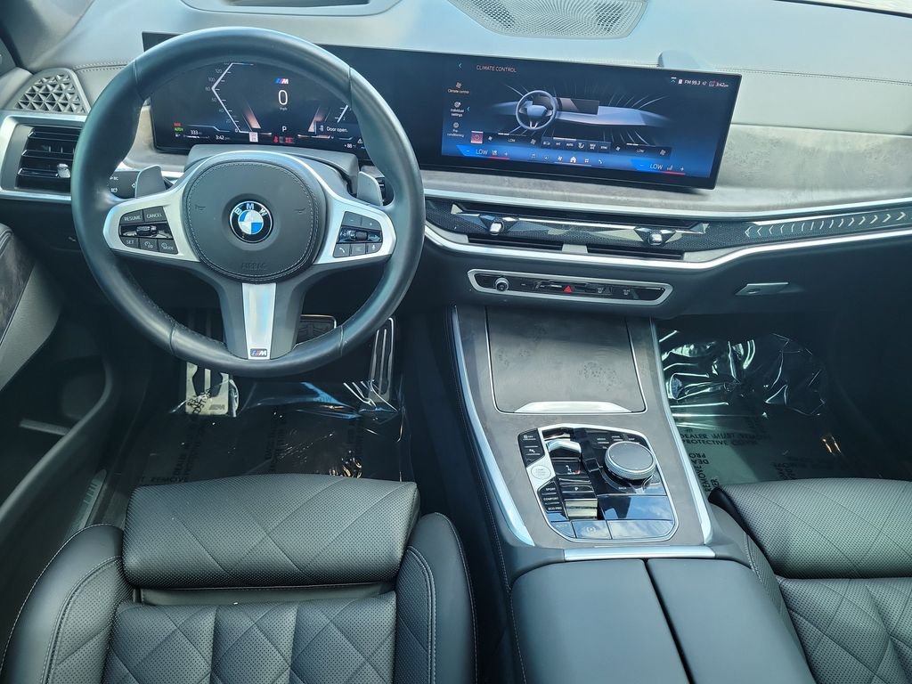 Used 2024 Black BMW sDrive40i image 18