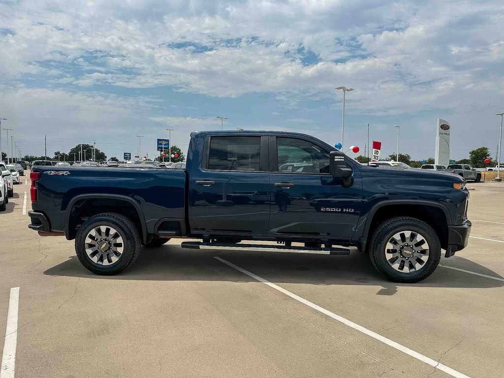 Used 2022 NORTHSKY BLUE METALLIC Chevrolet Custom image 2