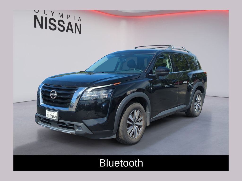 2022 Nissan Pathfinder SL 4WD's photo