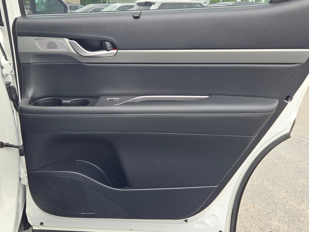 Certified Used 2023 White Hyundai SEL image 10