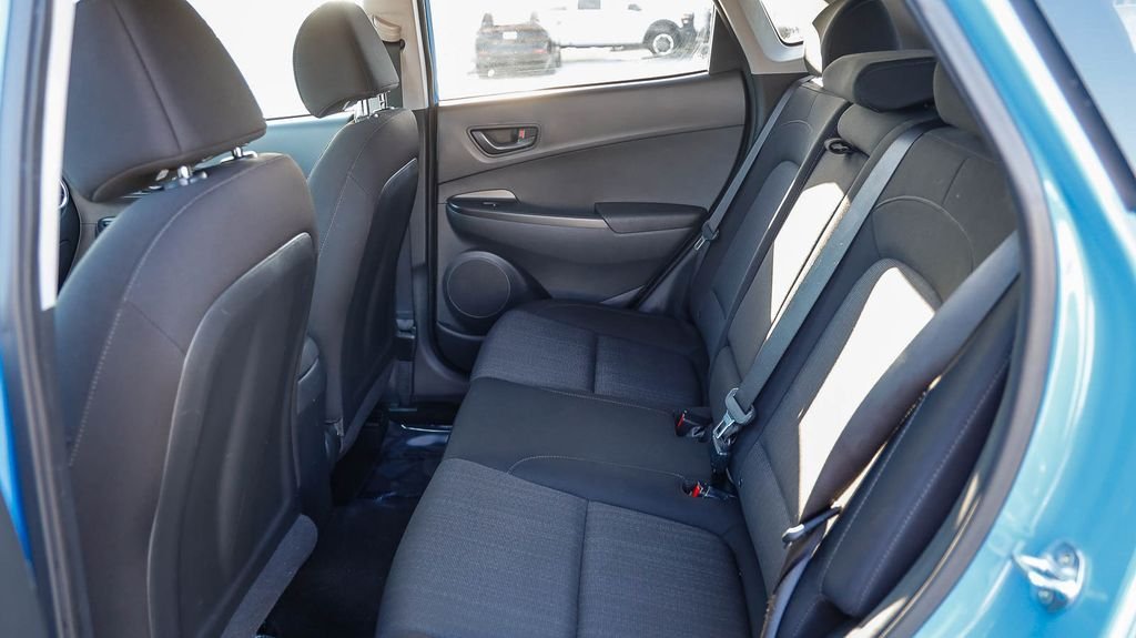 Used 2022 Black Hyundai SEL image 22