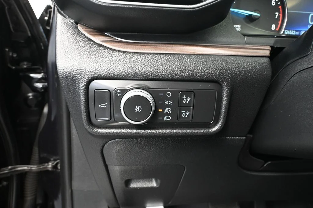 Used 2020 Black Ford Limited image 31