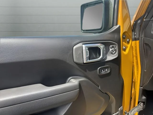 New 2026 Goldilocks Exterior Paint Jeep Sport S image 10
