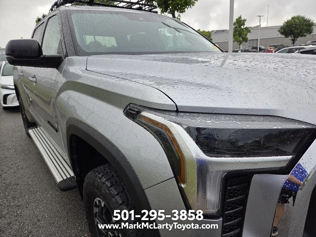 Used 2022 Silver Toyota SR5 image 4