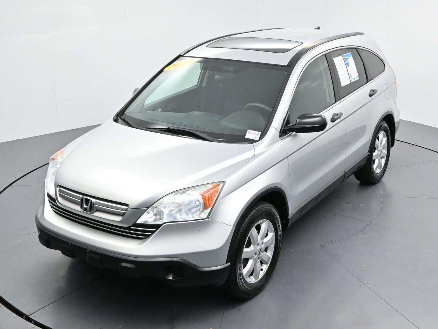 Used 2009 Alabaster Silver Metallic Honda EX image 29