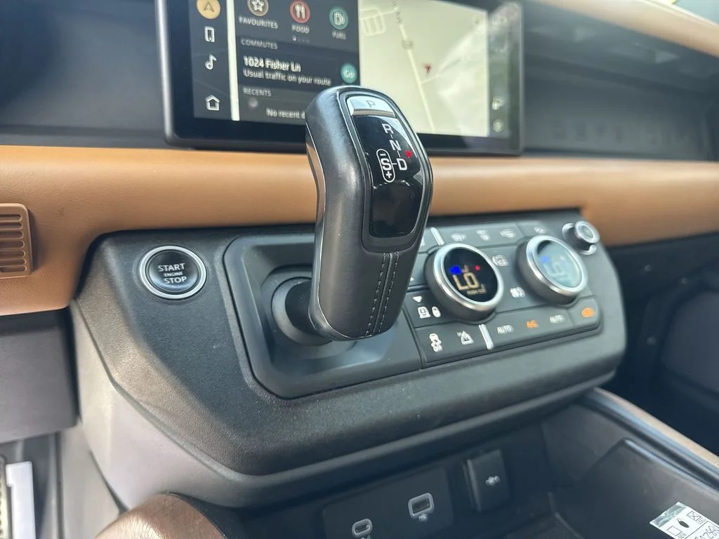 Used 2020  Land Rover X image 20