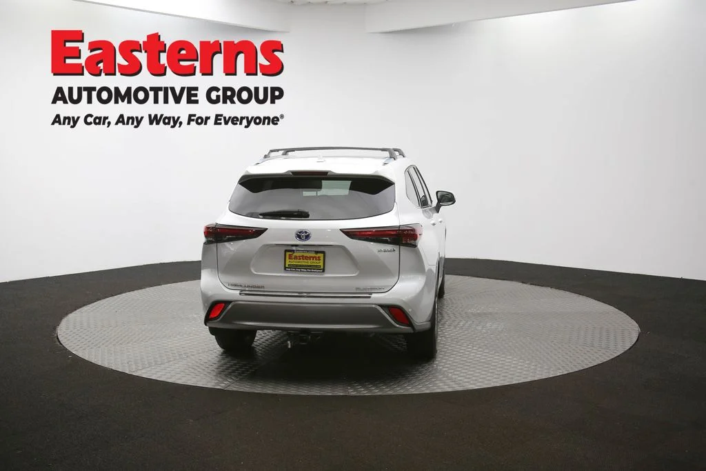 Used 2024 Beige Toyota Platinum image 44