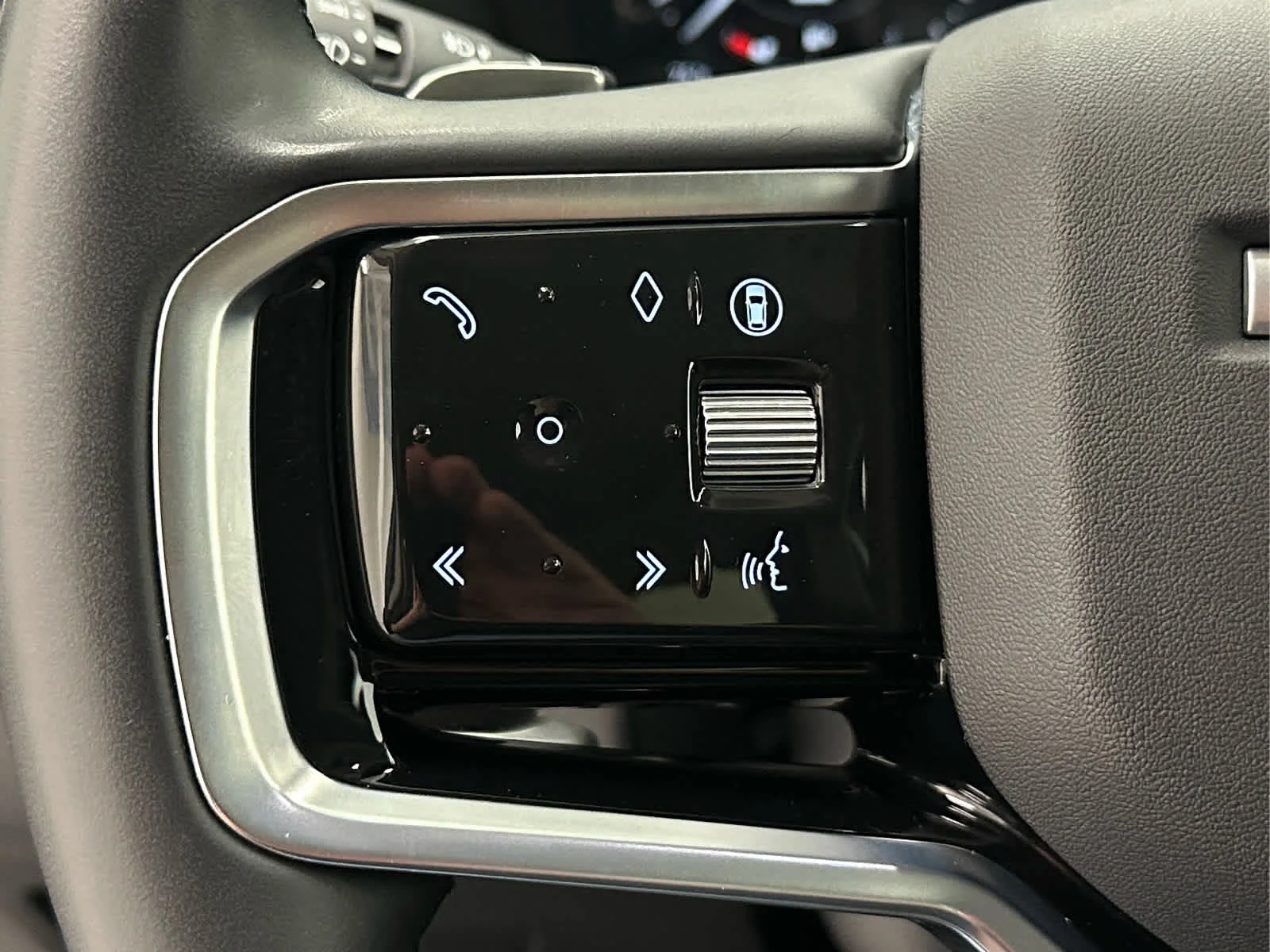 2024 Land Rover Discovery Sport S - Photo 25