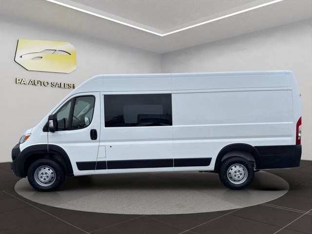 Used 2023 Bright White Clearcoat Ram  image 4