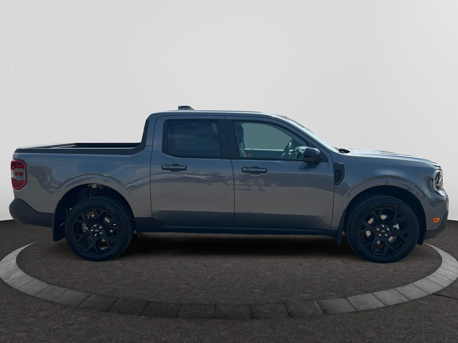 New 2026 Carbonized Grey Metallic Ford Lariat image 6