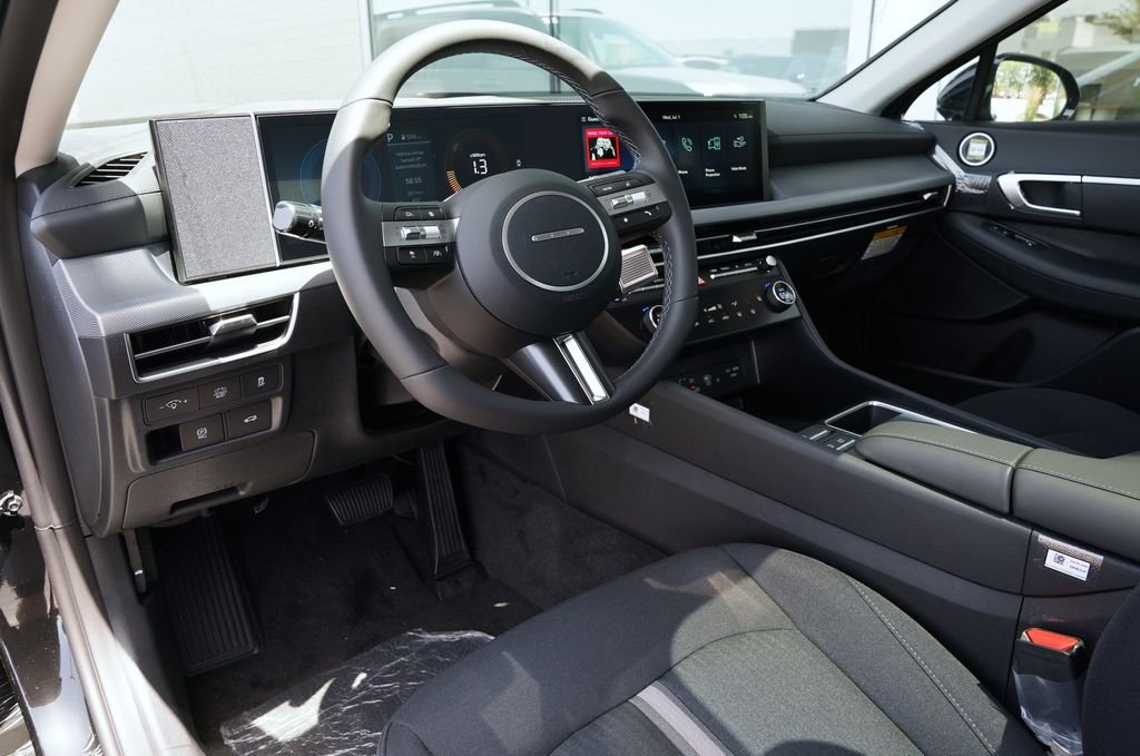 New 2026 Abyss Black Hyundai SEL image 34