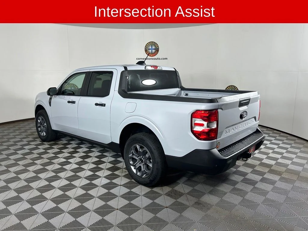 New 2026 Space White Metallic Ford XLT image 19