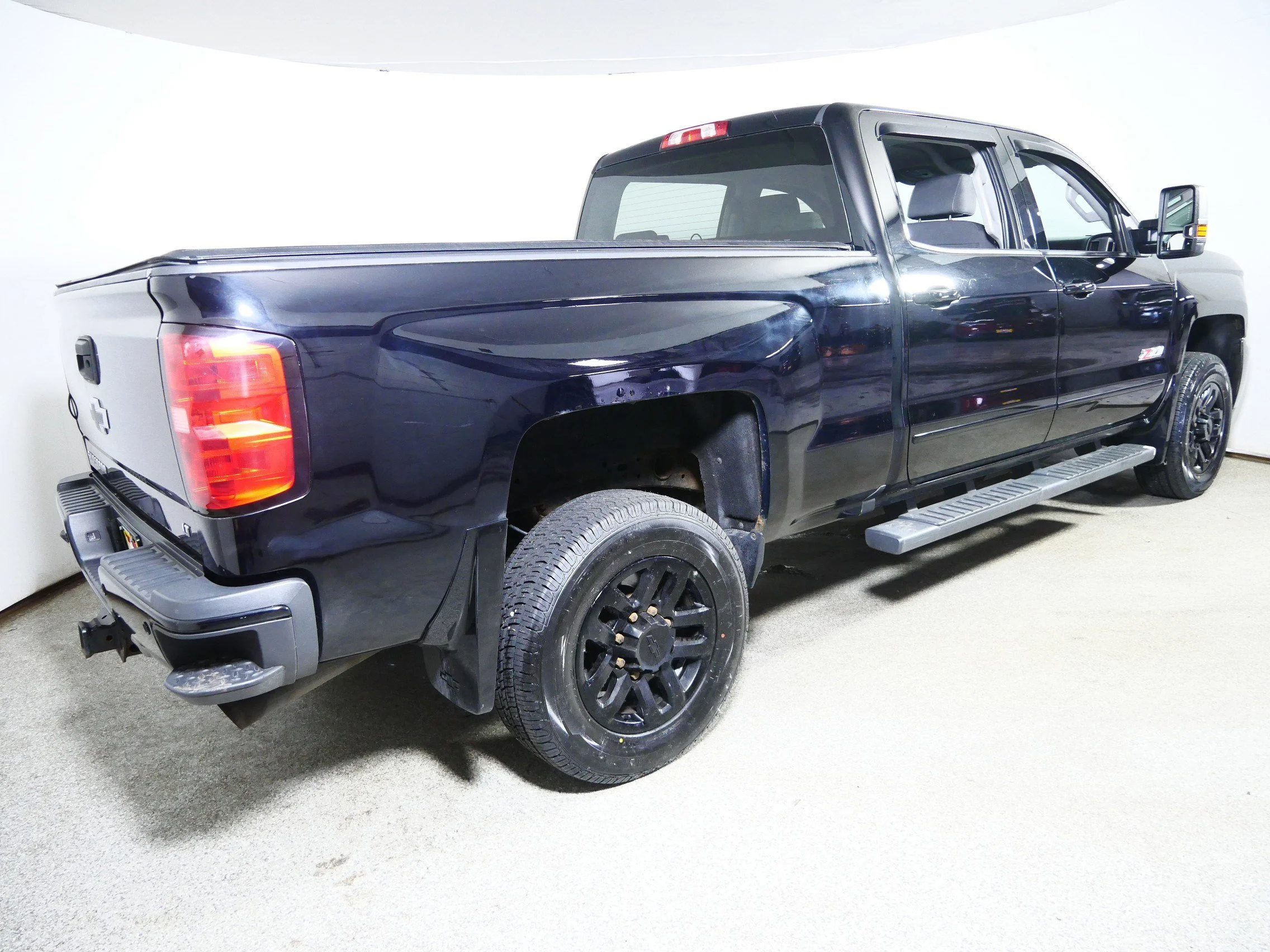 Used 2016 Black Chevrolet LT image 7
