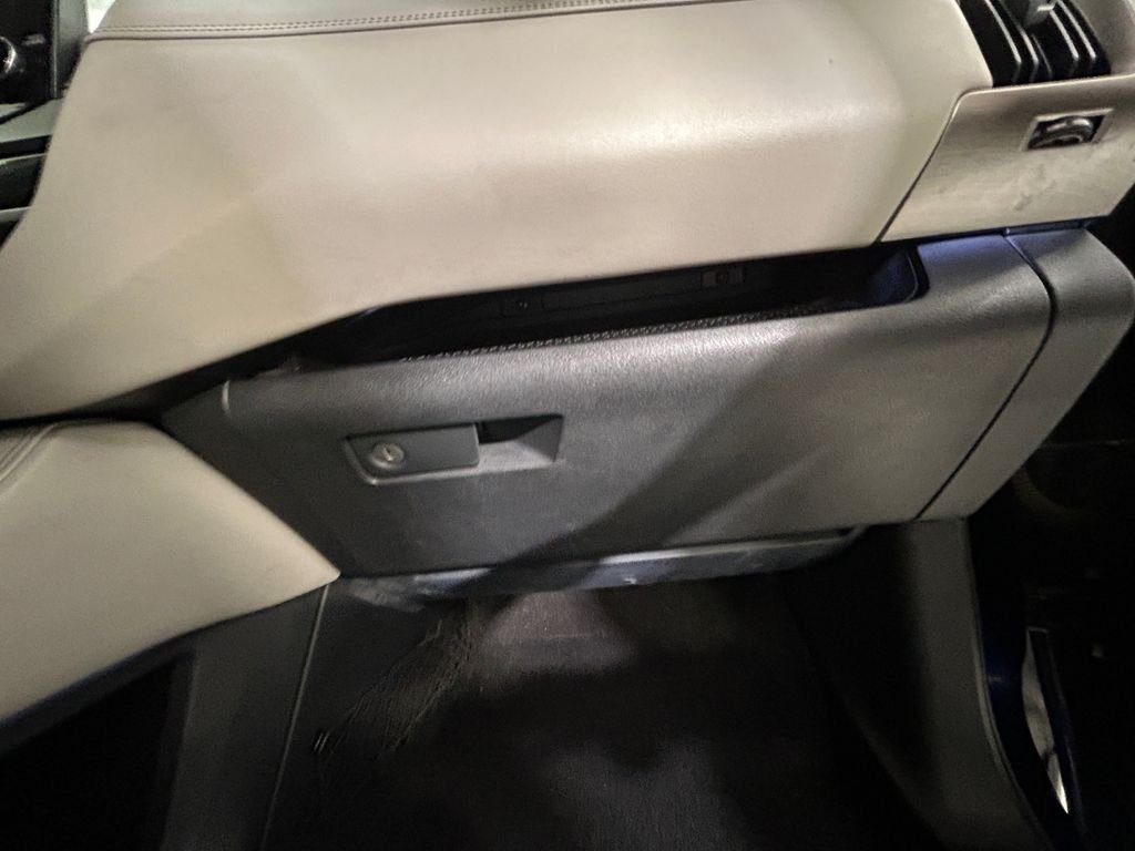Used 2022 Blue Nissan Platinum image 24