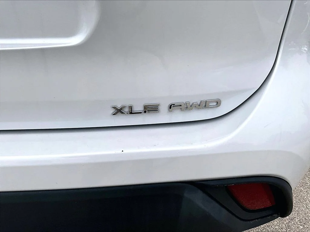2024 Toyota Highlander XLE - Photo 28