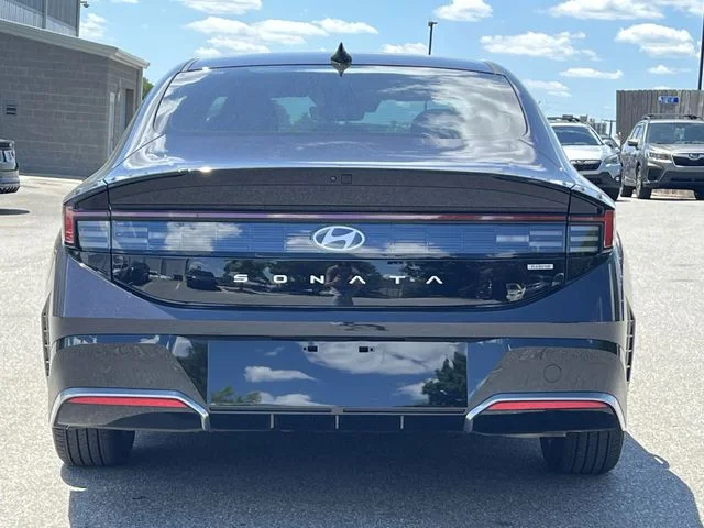 Used 2025 Blue Hyundai SEL image 12